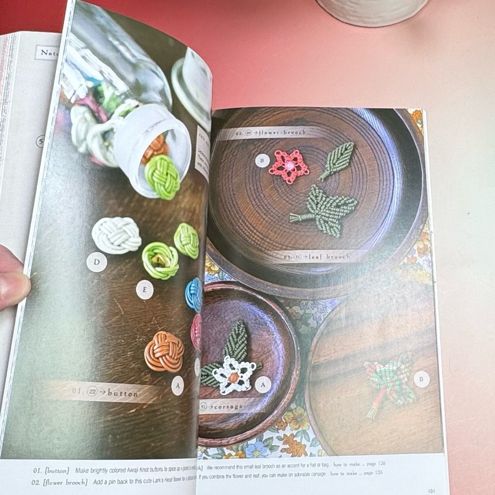 Macrame Pattern Book - Picture 10 of 10